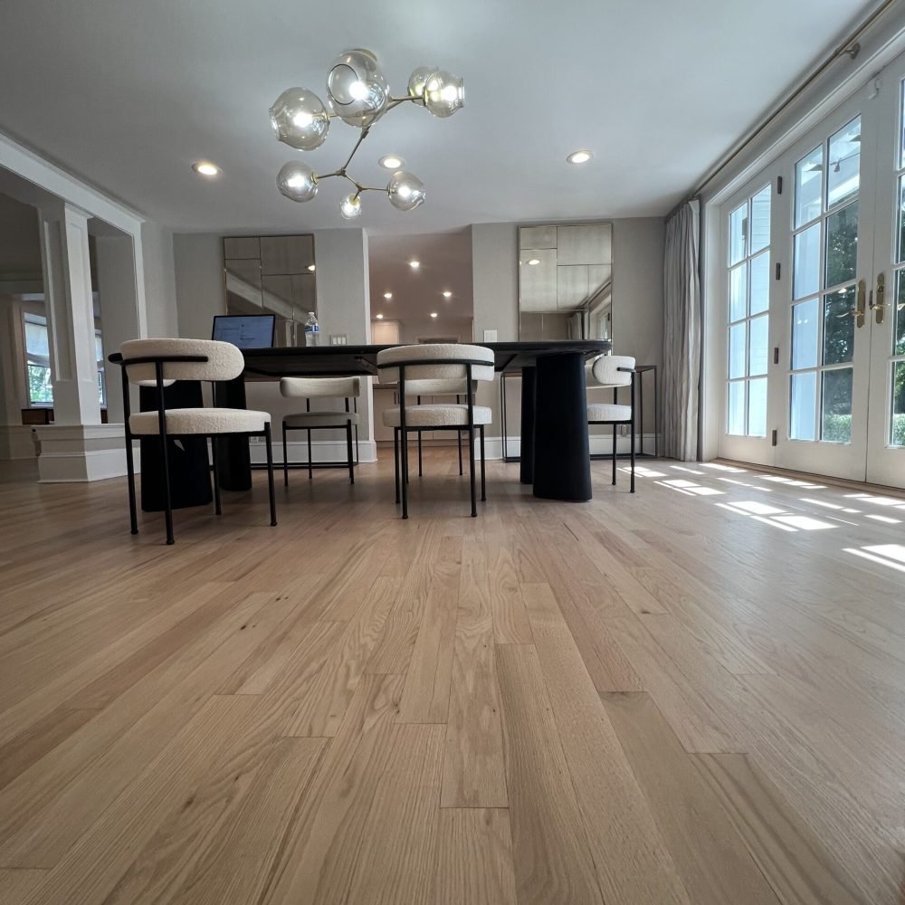 Dustless hardwood floor refinishing project completed in King of Prussia, PA